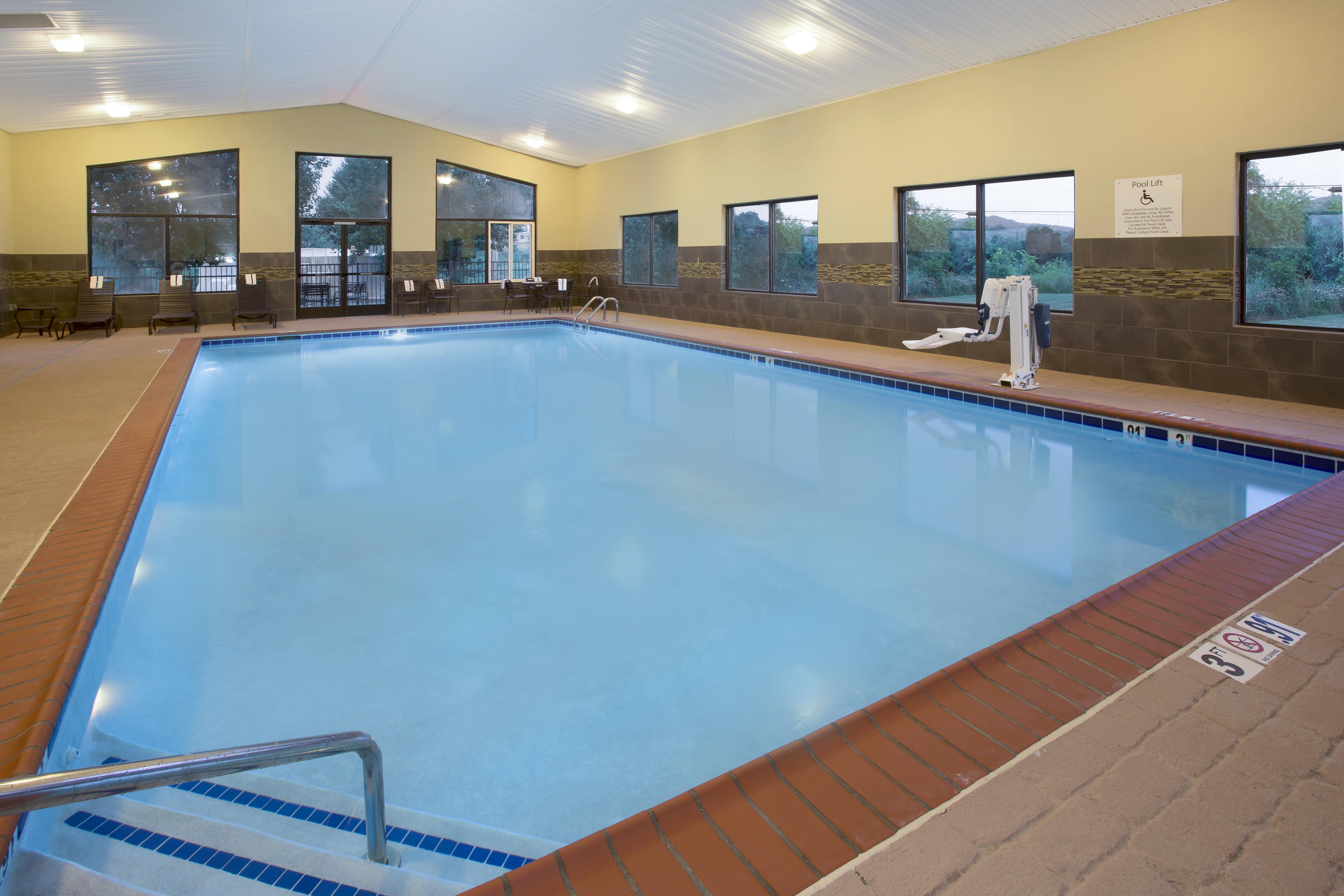 Holiday Inn Express Berea By Ihg Dış mekan fotoğraf